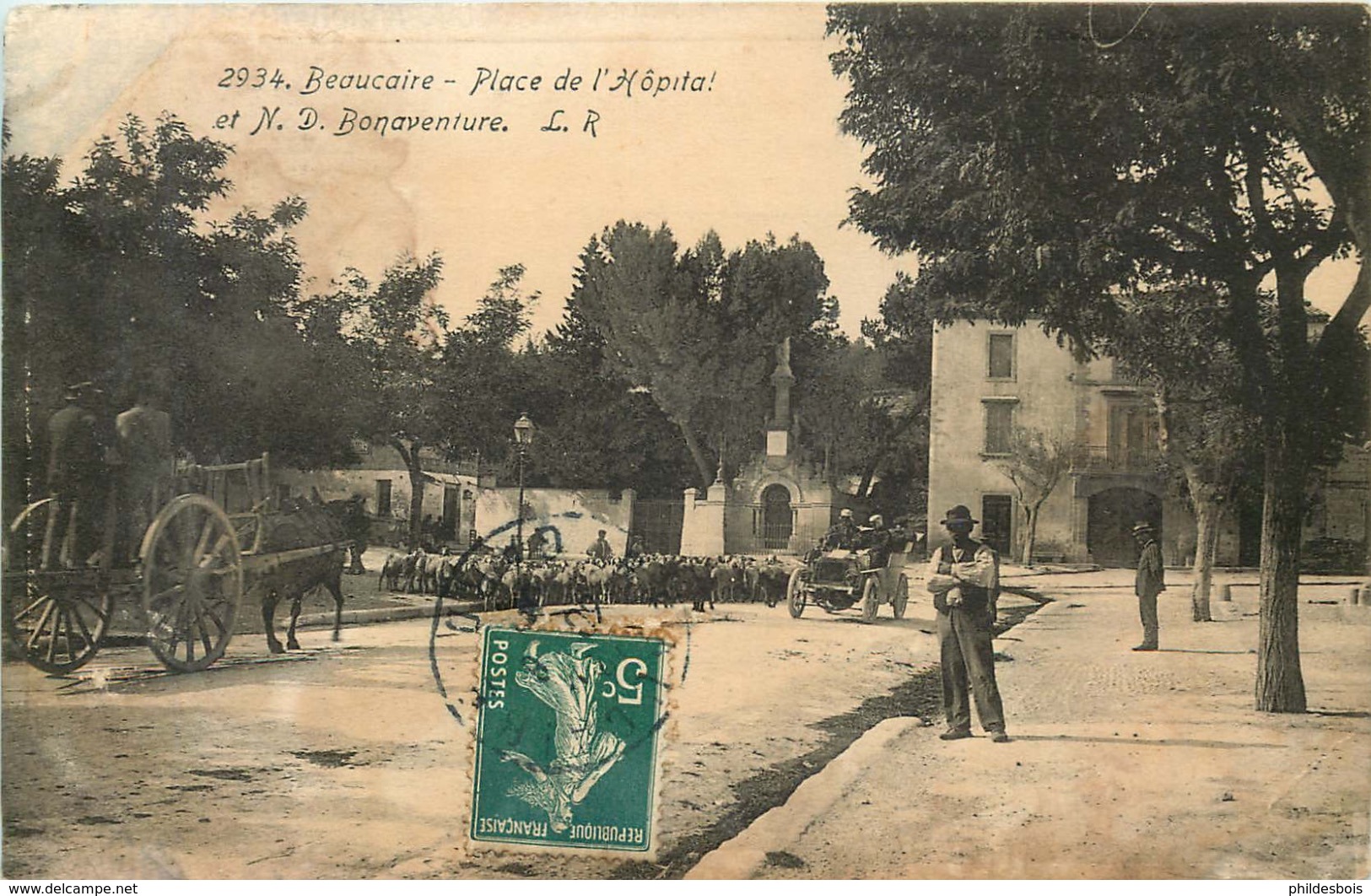 GARD  BEAUCAIRE  Place De L'Hopital (état) - Beaucaire