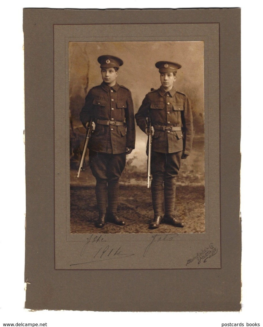 1914 Fotografia De 2 Portugueses (com Fardas Militares). Photographer BLOMFIELD & Co / HASTINGS UK 1914 WWI WAR - Ancianas (antes De 1900)