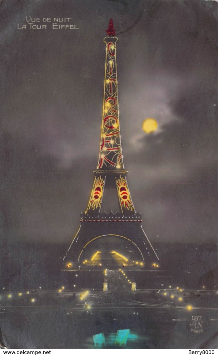 France Paris  La Tour Eiffel  Eiffel Tower  Vue De Nuit  EXPOSITION DES ARTS DECORATIFS     Barry 170 - Tour Eiffel