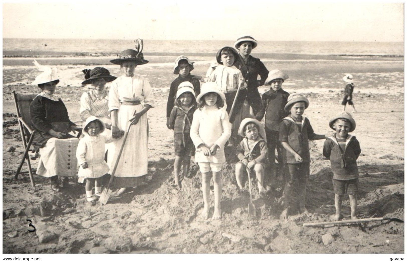 14 SAINT-AUBIN-sur-MER - Scène De Plage - Carte-photo - Saint Aubin