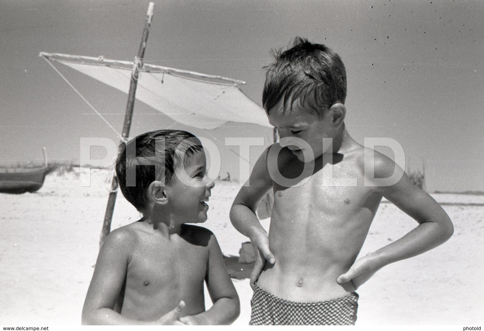 1966 BOY GARÇON ENFANT CHILD PORTUGAL AMATEUR 35mm ORIGINAL NEGATIVE Not PHOTO No FOTO - Sonstige & Ohne Zuordnung