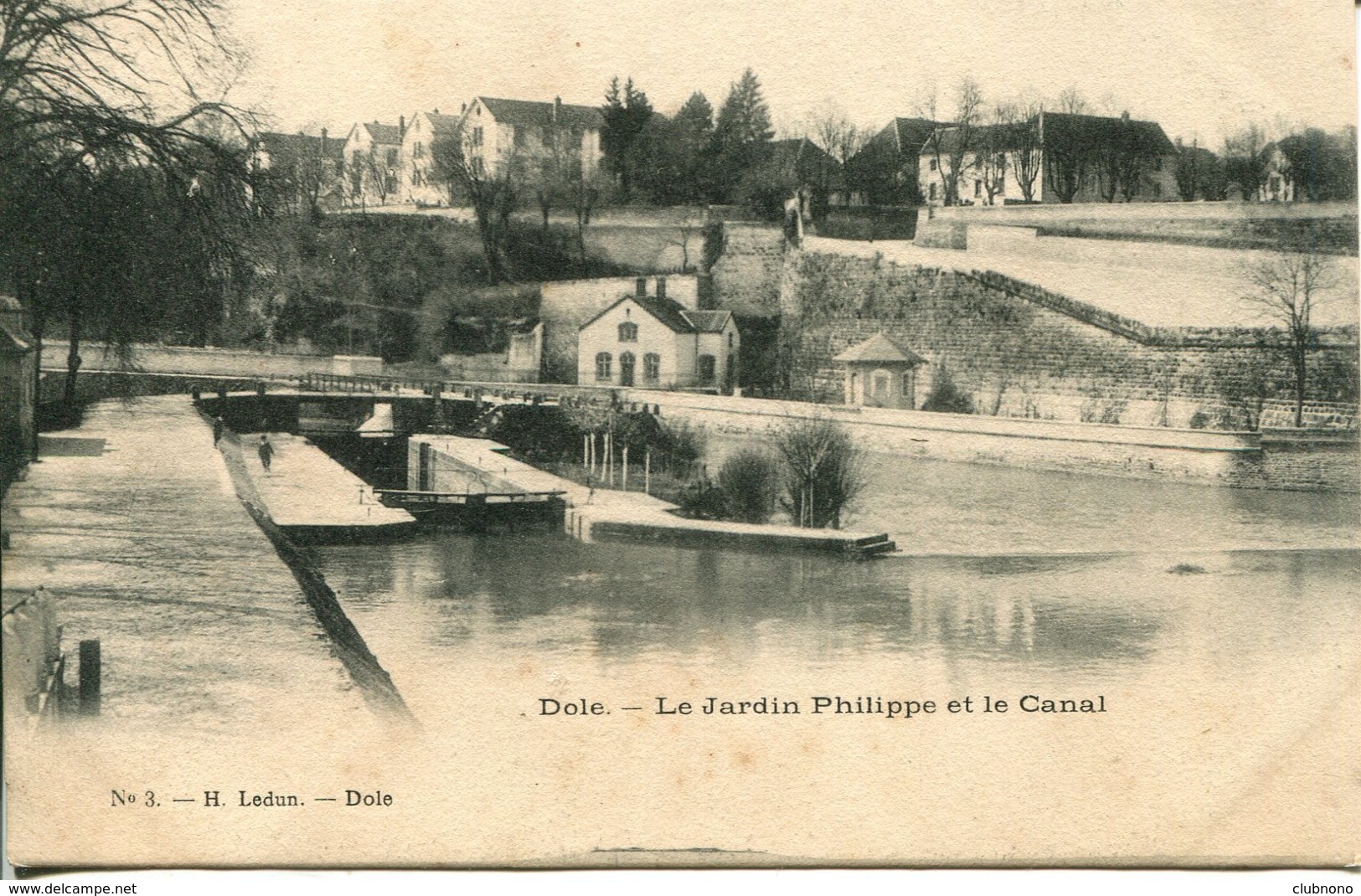 CPA - DOLE - LE JARDIN PHILIPPE ET LE CANAL - Dole