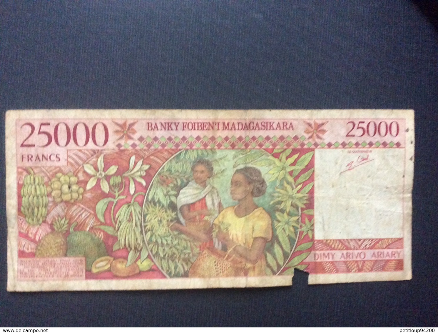 BILLET  MADAGASCAR  *25000 Francs - Madagascar