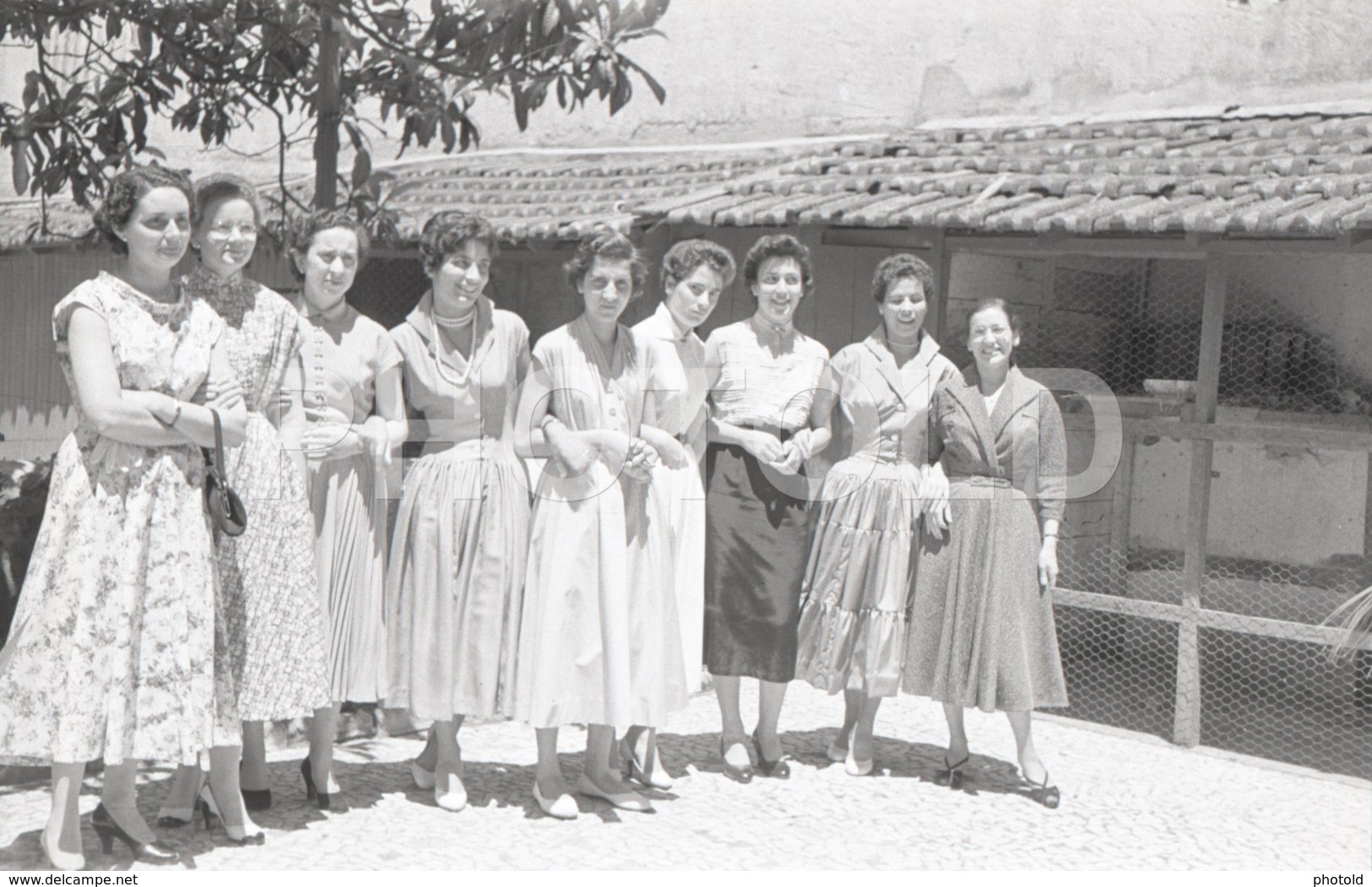 1957 FEMMES WOMEN PORTUGAL AMATEUR 35mm ORIGINAL NEGATIVE Not PHOTO No FOTO - Sonstige & Ohne Zuordnung