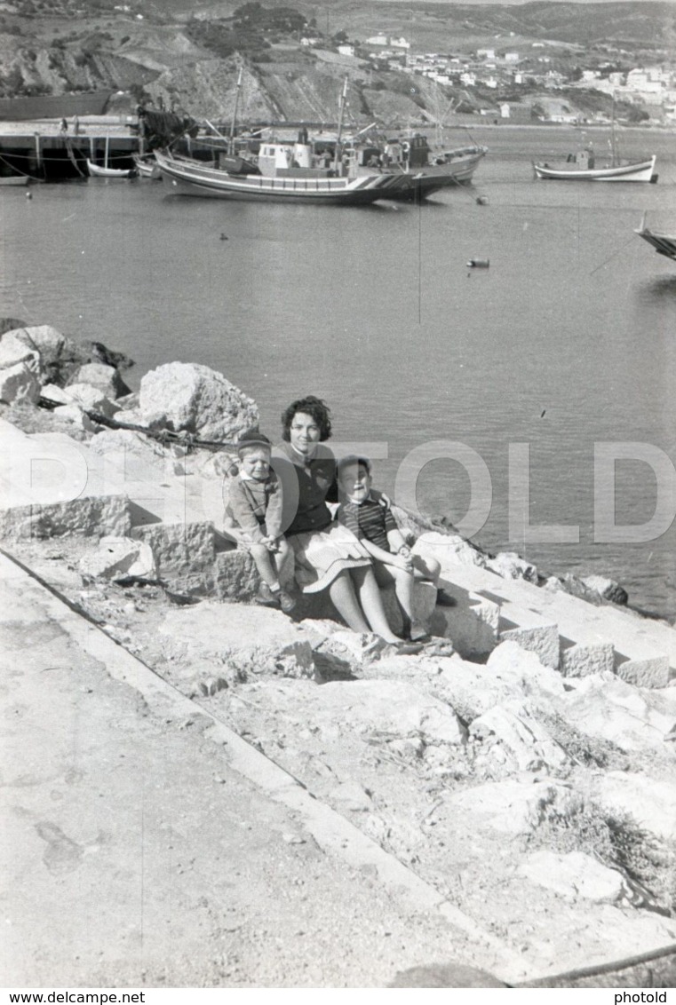 1966 SEASIDE PORTUGAL AMATEUR 35mm ORIGINAL NEGATIVE Not PHOTO No FOTO - Sonstige & Ohne Zuordnung