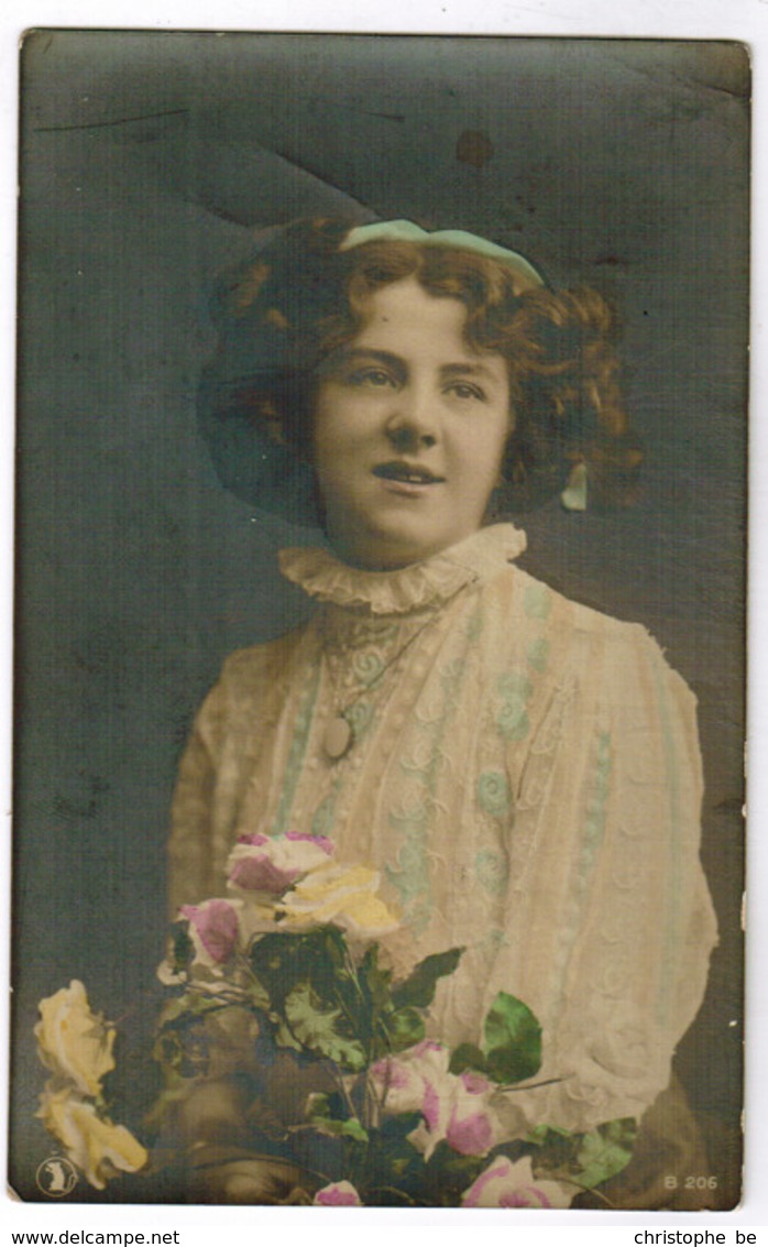 Fotokaart, Carte Photo, Portret Jonge Dame Met Bloemen, Portrait Jeune Fille (pk63260) - Autres & Non Classés