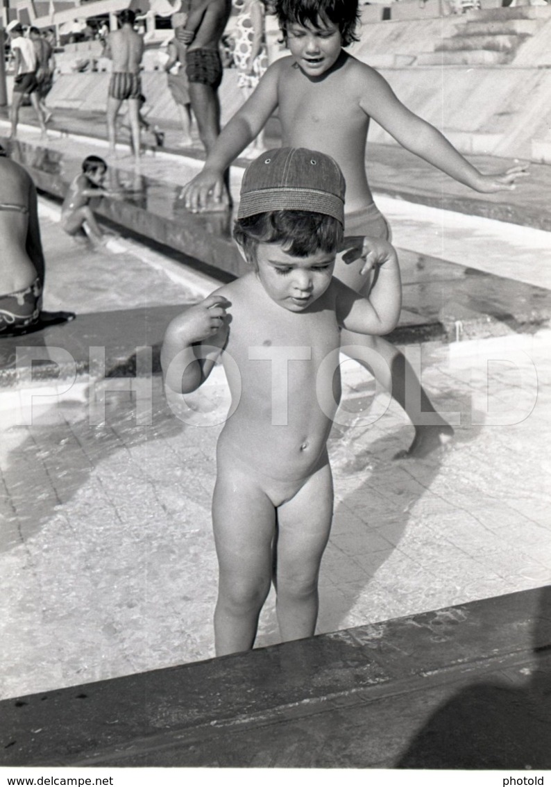 1973 PISCINA POOL TROIA SETUBAL NUDE GIRL ENFANT CHILD PORTUGAL AMATEUR 35mm ORIGINAL NEGATIVE Not PHOTO No FOTO - Other & Unclassified