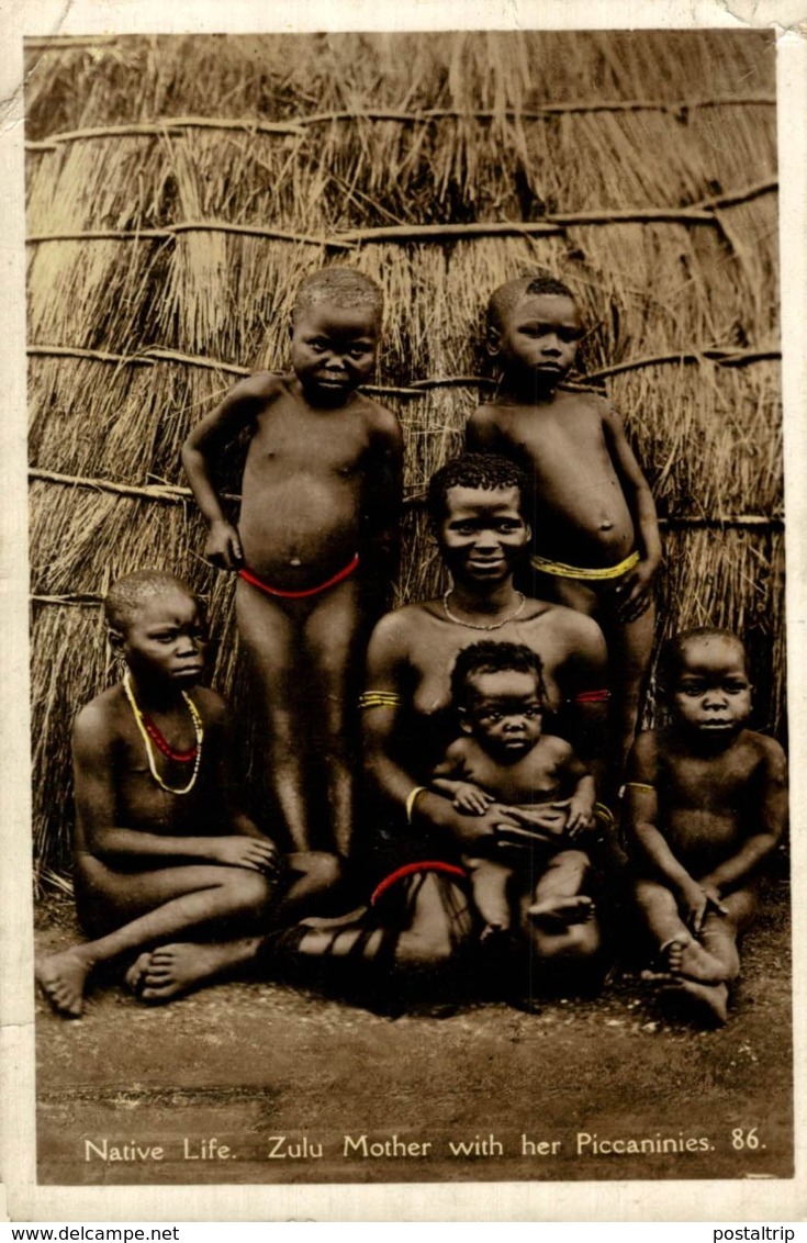 SUDAFRICA // SOUTH AFRICA. Native Life. Zulu Mother With Her Piccaninies - Sudáfrica