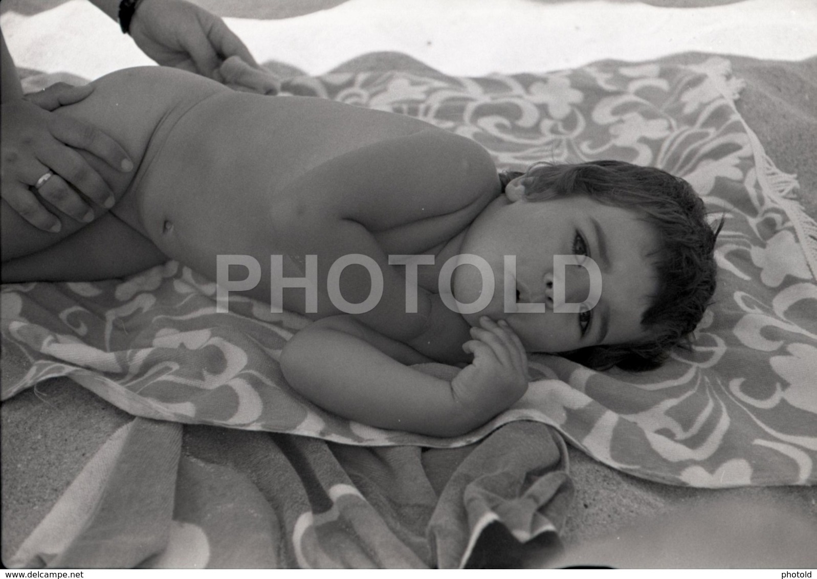 1973 BEACH PLAGE NUDE ENFANT CHILD PORTUGAL AMATEUR 35mm ORIGINAL NEGATIVE Not PHOTO No FOTO - Other & Unclassified