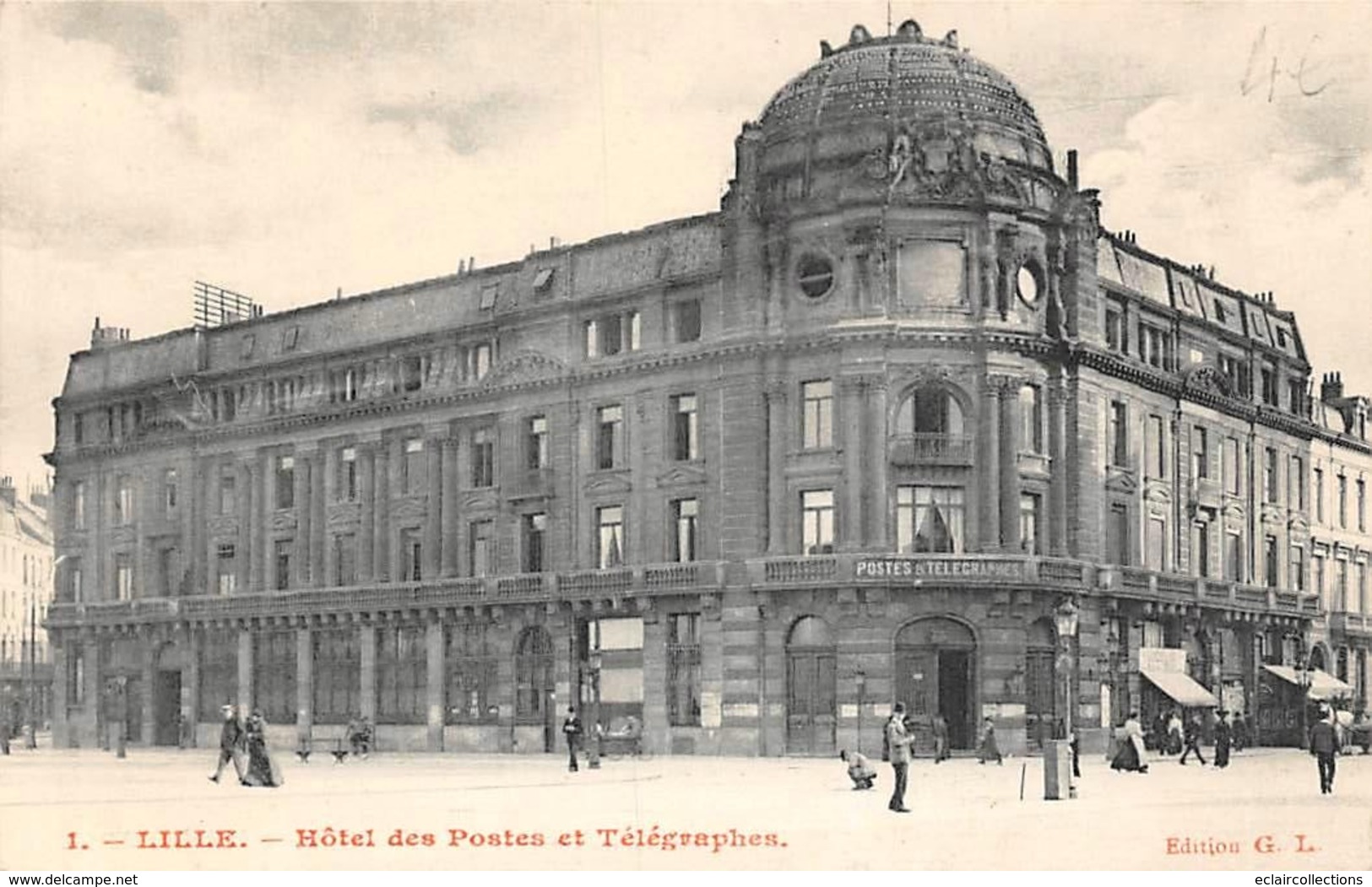 Thème. Poste.Facteur:   Lille 59.   Hôtel Des Postes  Et Télégraphes        (Voir Scan) - Post & Briefboten