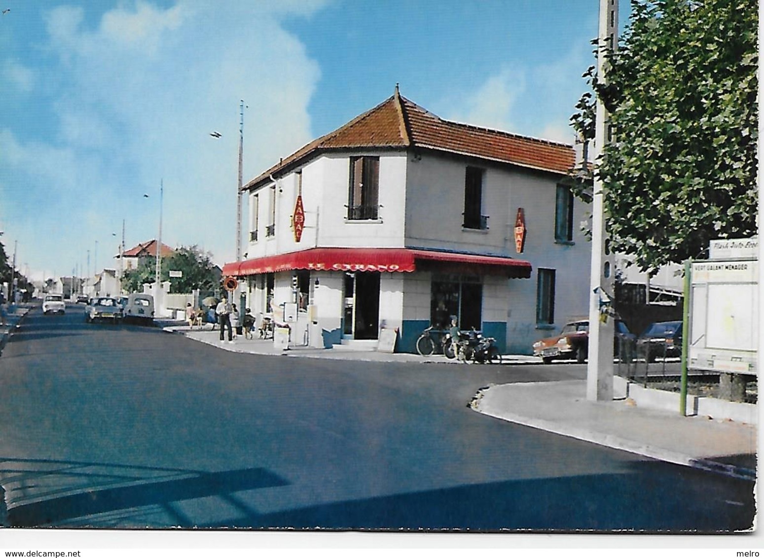 CPSM TREMBLAY LES GONESSE 93 L AVENUE HENRI BARBUSSE CAFE TABAC LE CYRANO AMI6CIM - Tremblay En France