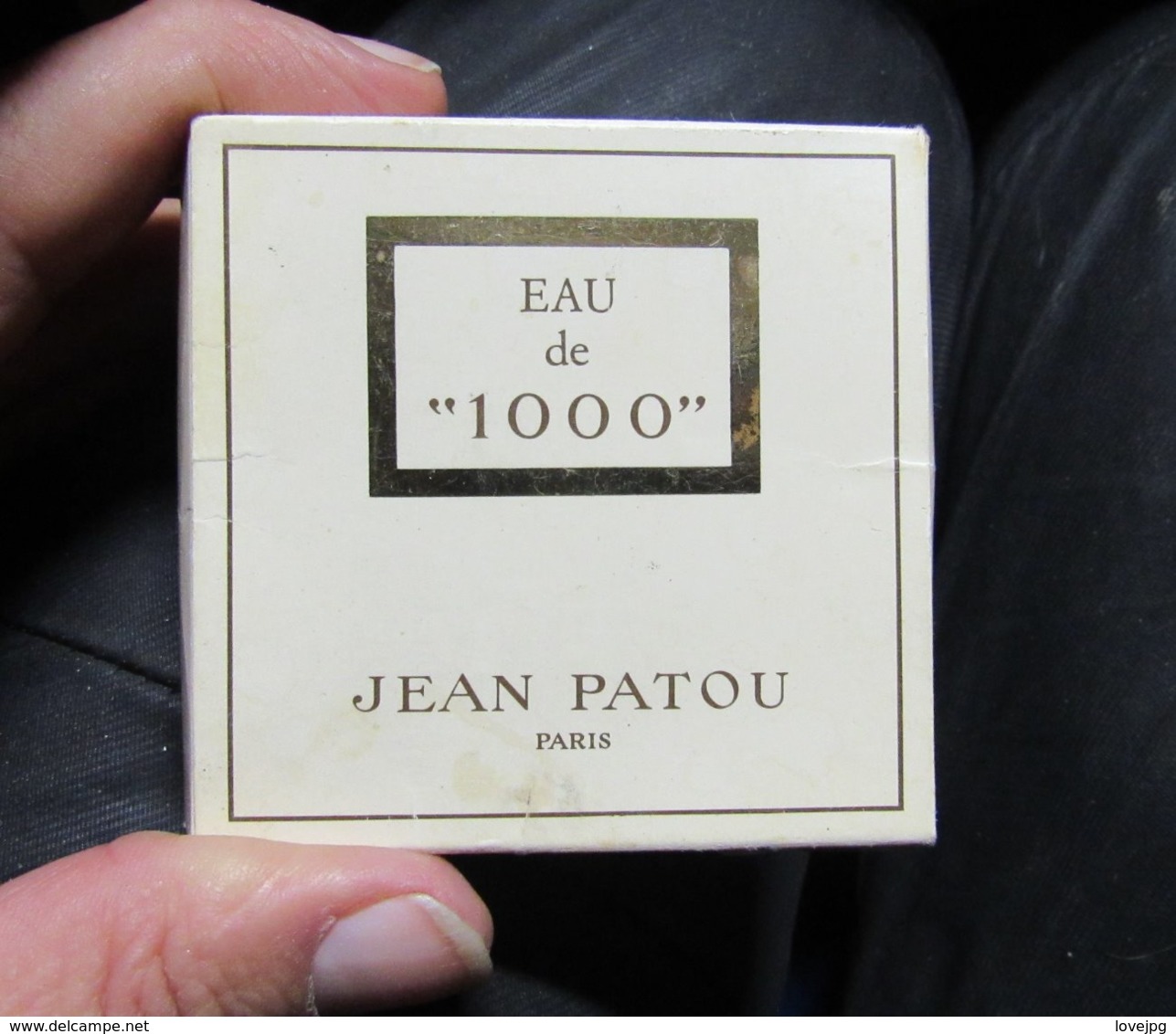 Miniature De Parfum  EAU DE 1000 JEAN PATOU BOITE LEGEREMENT TACHEE - Non Classés