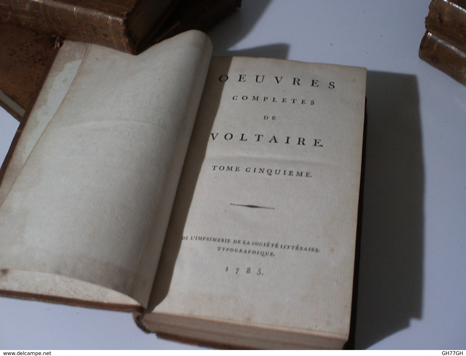 VOLTAIRE -1785 -Tome 5 Des Oeuvres Complètes -imprimerie De La Société Littéraire Typographique -François-Marie Arouet - 1701-1800
