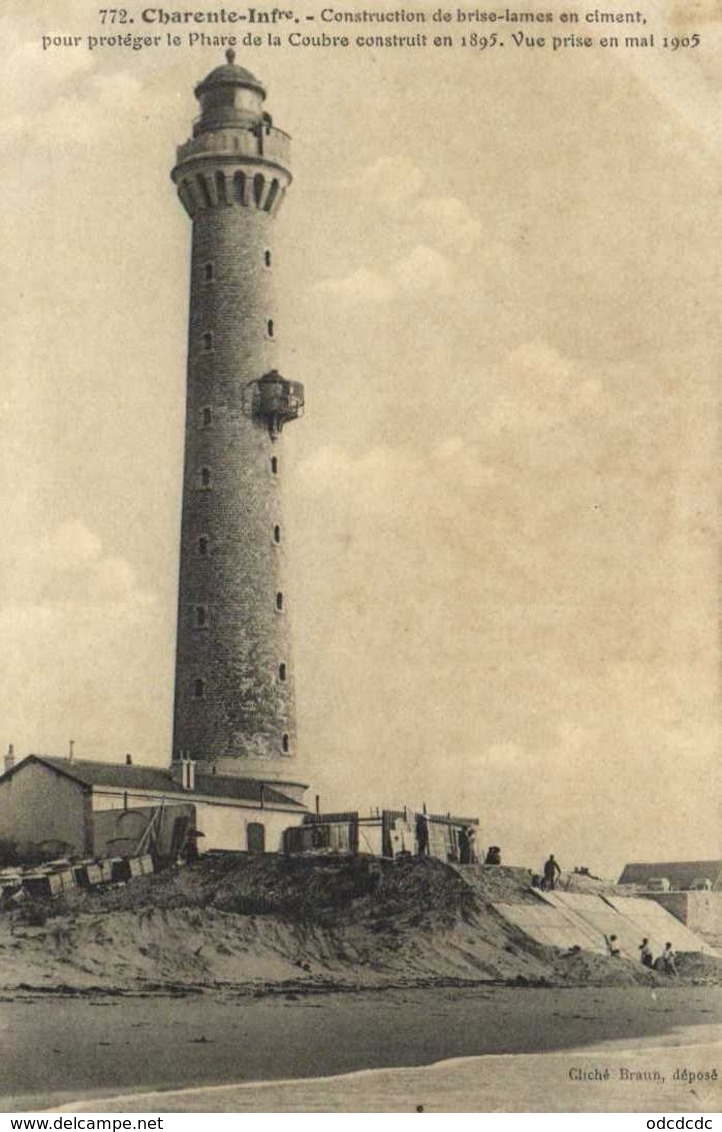 Construction De Brise Lames En Ciment Pour Protéger Le Phare De La Courbe Construit En 1895 Vue Prise En Mai 1905 RV - Autres & Non Classés