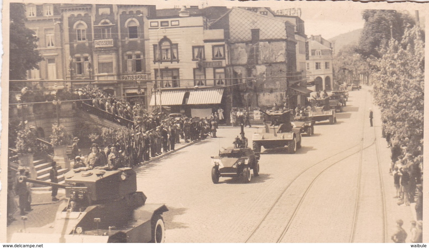 Soldat Armée Militaire Belge Défilé à Spa Char Tank Photo Carte - Guerra, Militari