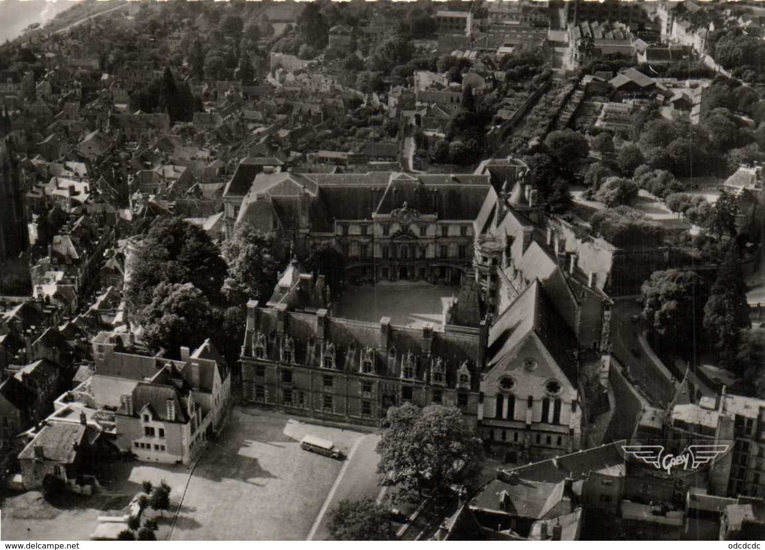 CPSM Grand Format LA FRANCE VUE Du  CIEL BLOIS  Le Chateau Entrée Principale  RV  Artaud - Blois