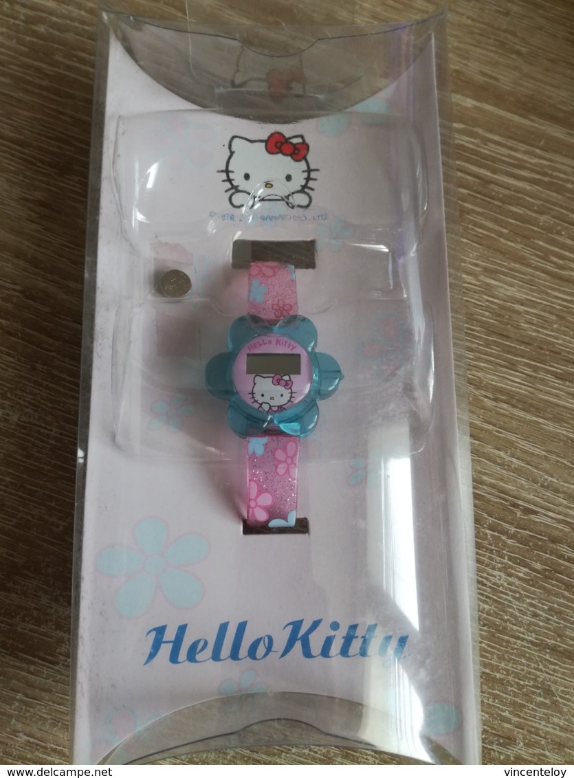 MONTRE HELLO KITTY NEUVE En L Etat Sur Les Photos - Werbeuhren