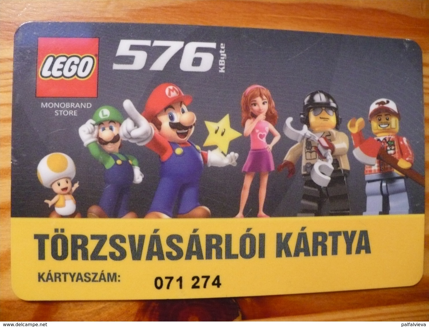 576 Kbyte Club Card Hungary - Lego (light Scratches On The Right Side) - Sonstige & Ohne Zuordnung