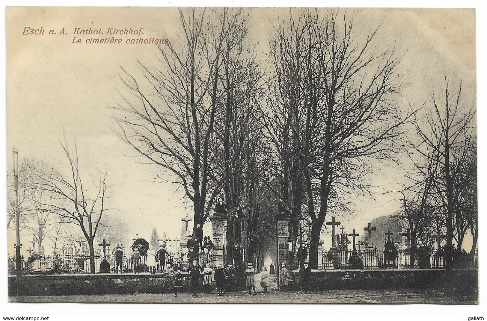 ESCH A. A.-Le Cimetière Catholique...1919  Animé - Esch-Alzette