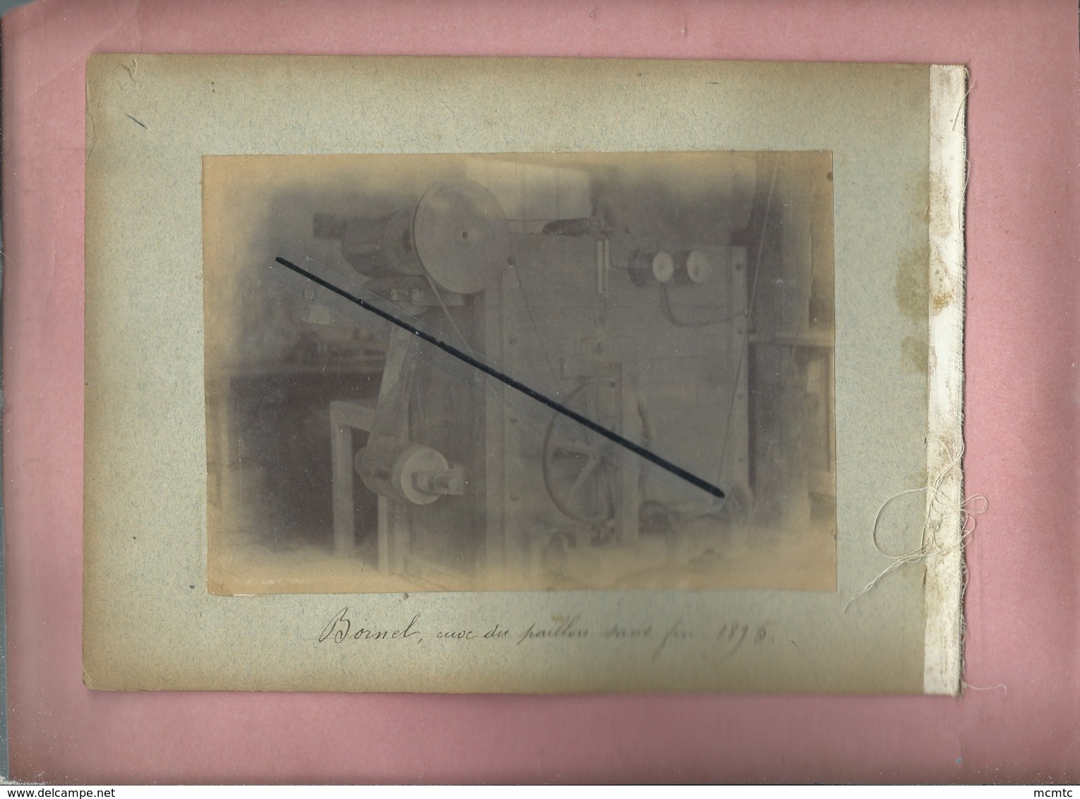 2 Photos Collées Sur Carton Recto,verso-  Givet  Usine 1896 Et  Bornel Cuve Du Paillon Sans Fin 1895 - Givet