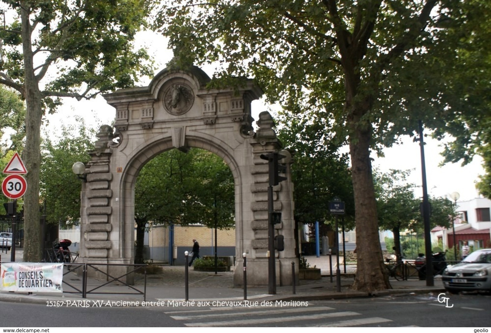 Paris XV (75)- Ancienne Entrée Marché Aux Chevaux  (Edition à Tirage Limité) - Arrondissement: 15