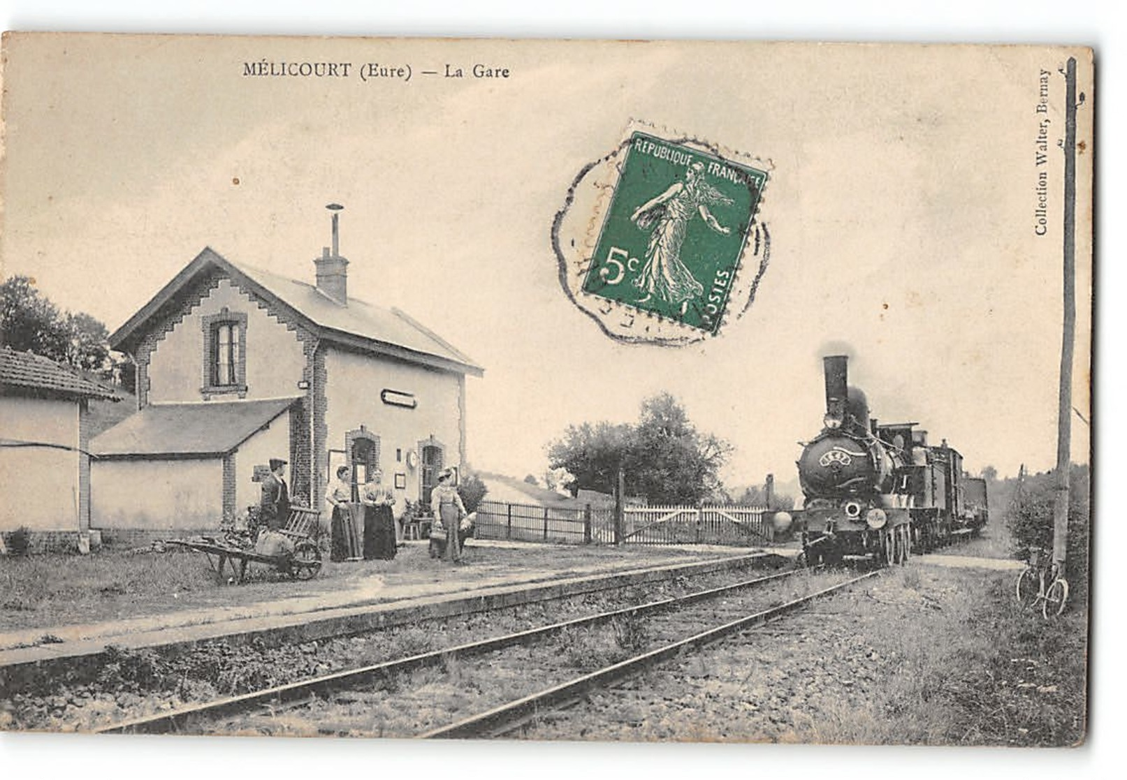 CPA 27 Mericourt La Gare Et Le Train - Autres & Non Classés