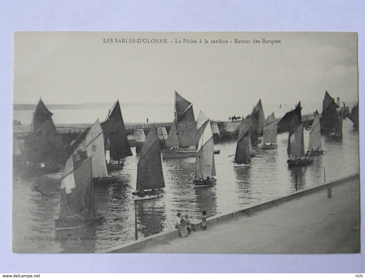 CPA (85) Vendée - Les Sables D'Olonne - La Pêche à La Sardine - Retour Des Barques - Sables D'Olonne