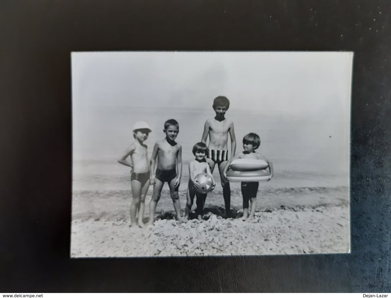 REAL PHOTO Ancienne - Old Snapshot. Boys/Boy/Man/Garcon/ Kids In The Swimsuit - Persone Anonimi