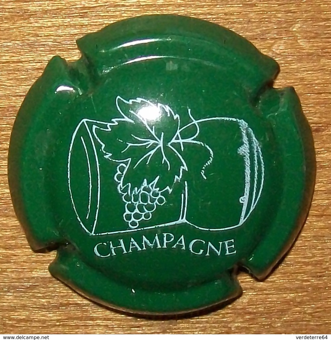 N°1128 CAPSULE DE CHAMPAGNE ET AUTRE - Autres & Non Classés