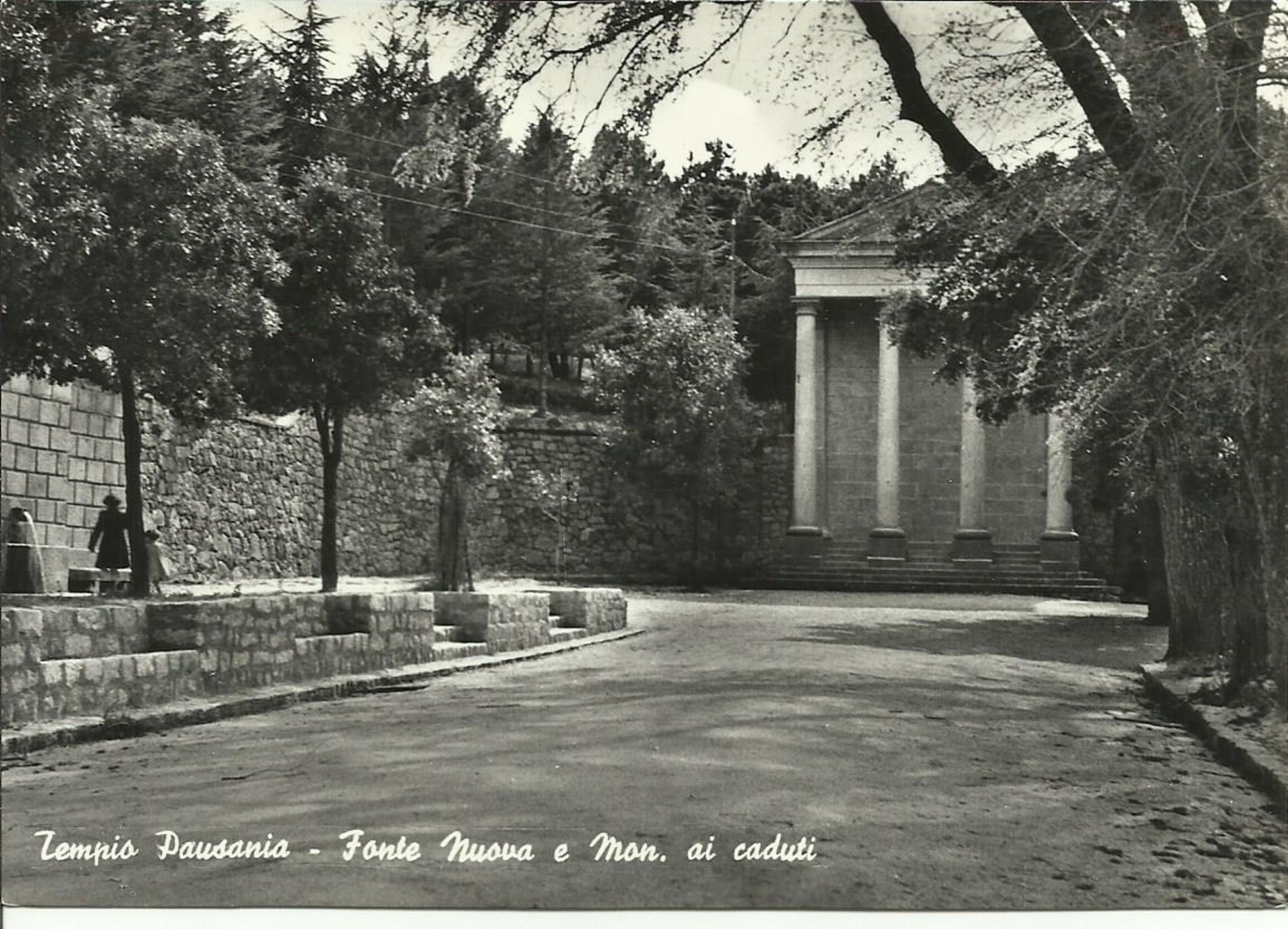 SASSARI TEMPIO PAUSANIA  Fonte Nuova E Monumento Ai Caduti  F/g N/v NO PAYPAL - Sassari