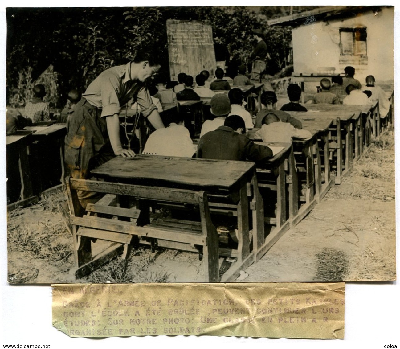 Photographie AGIP Guerre D’Algérie école En Kabylie - Guerra, Militari