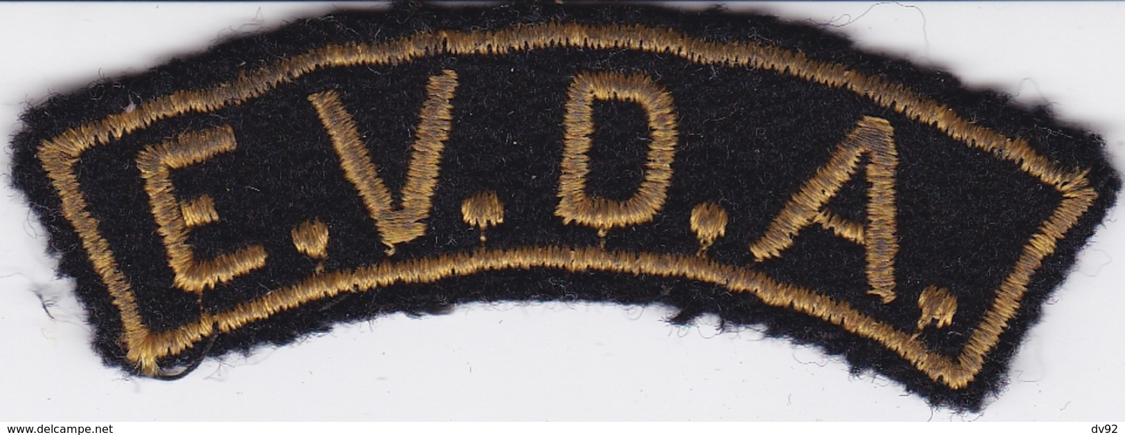 INSIGNE DE MANCHE DE TYPE BANANE E.V.D.A ENGAGE VOLONTAIRE PAR DEVANCEMENT D APPEL - Patches