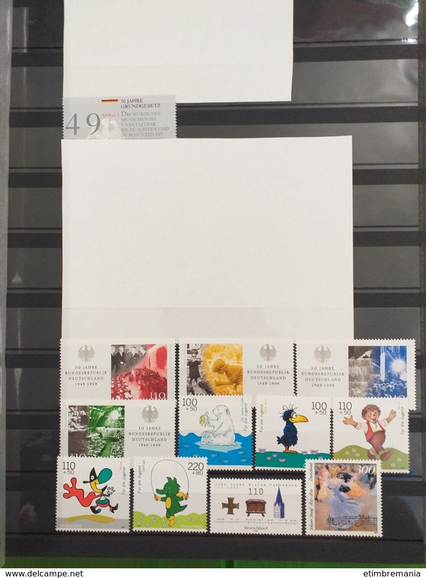 LOT N° 1138  ALLEMAGNE un bon classeur  de timbres moderne neufs **