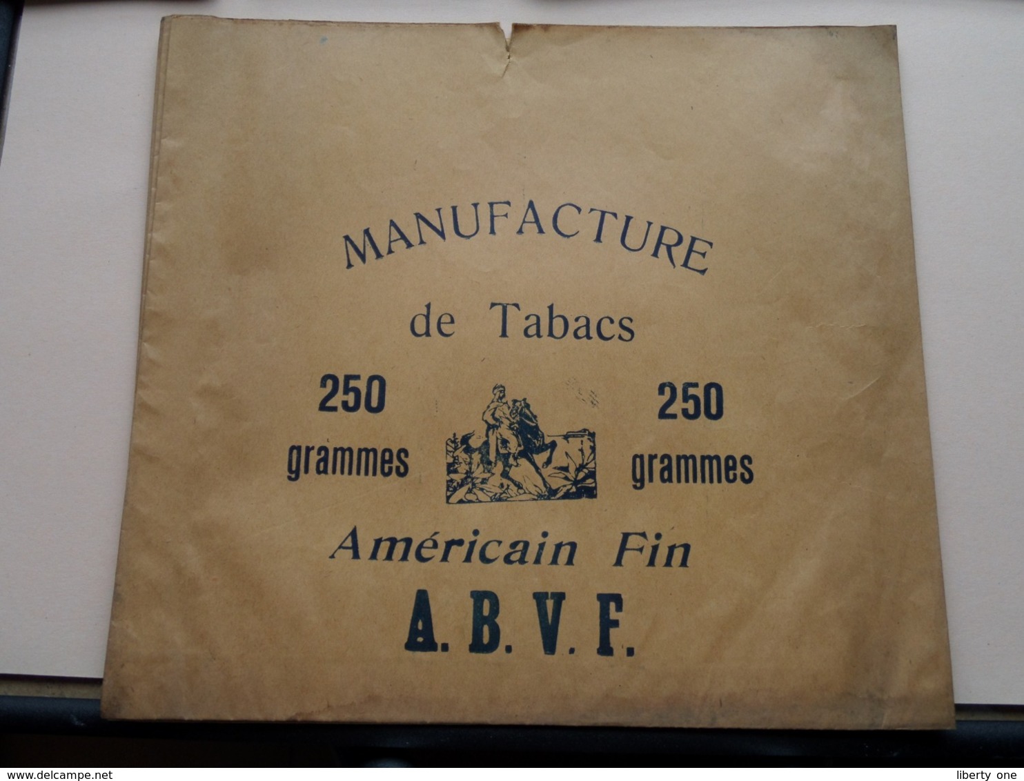 A.B.V.F. Américain Fin - Manufacture De Tabacs / 250 Grammes ( Sachet / Zakje ) > ( Zie / Voir / See Photo ) ! - Tabakszakken