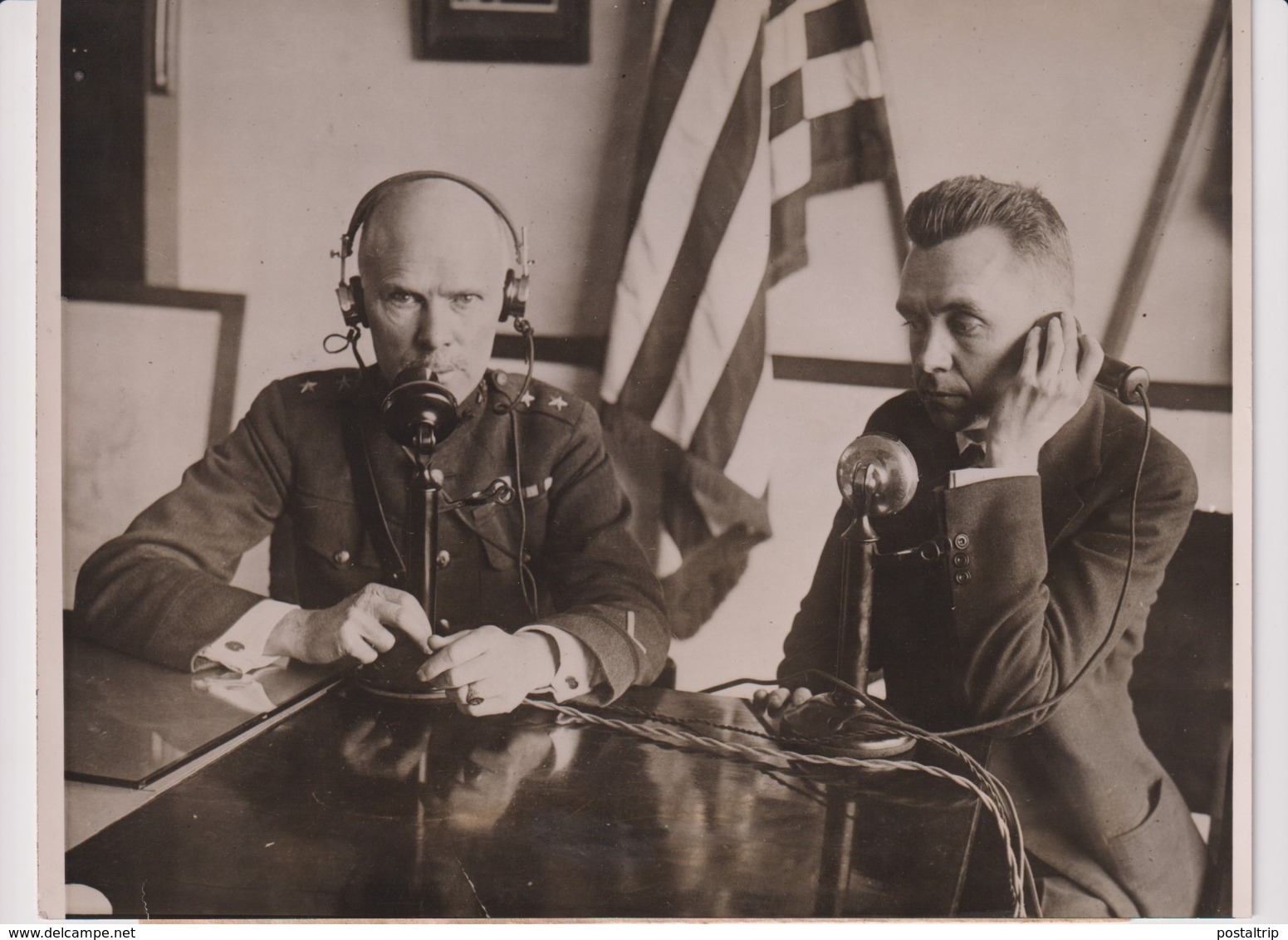 NEW PHONE FOR US SIGNAL CORPS USA +- 20*15CM Fonds Victor FORBIN (1864-1947) - Guerra, Militari