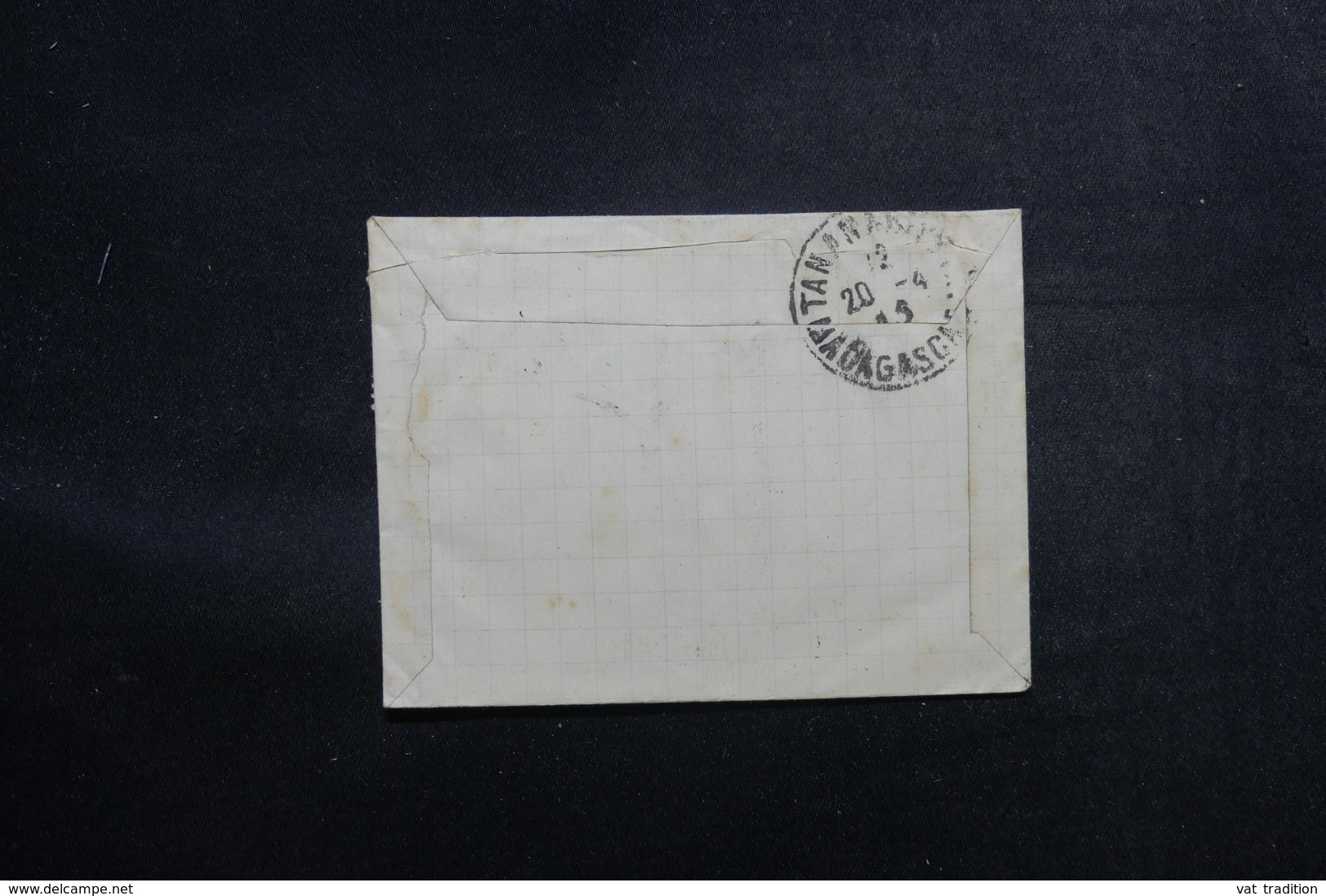 MADAGASCAR - Petite Enveloppe De Tananarive Pour Tananarive En 1945, Affranchissement Plaisant - L 47251 - Lettres & Documents