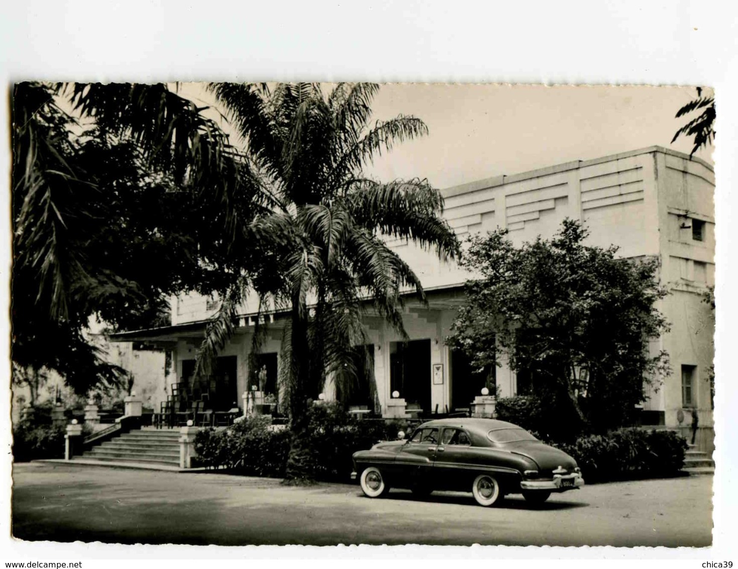 C 392  -  Stanleyville  --  Hotel Stanley  -  Photo A. Melo  -  Magasins Réunis - Lubumbashi