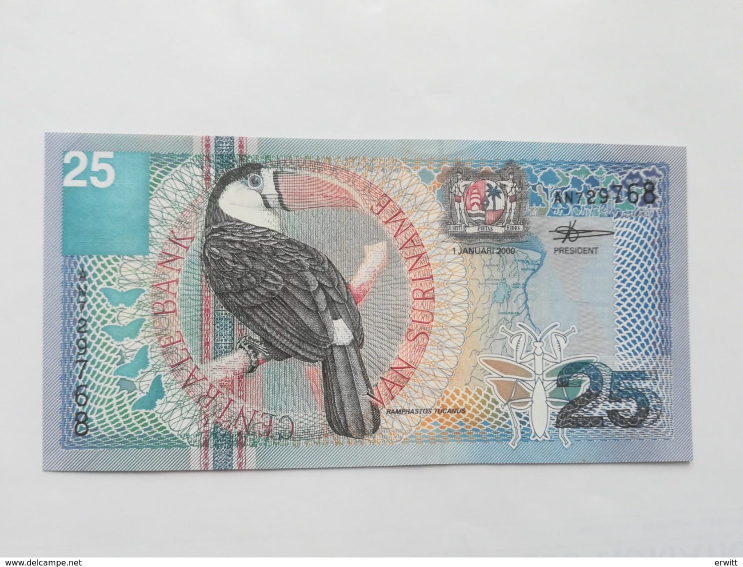 SURINAME 25 GULDEN 2000 - Suriname