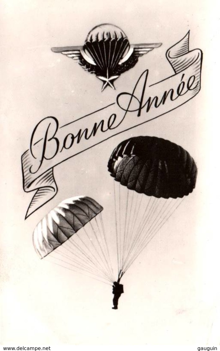 CPM - PARACHUTISTE - Carte Fantaisie BONNE ANNEE  ... - Manovre