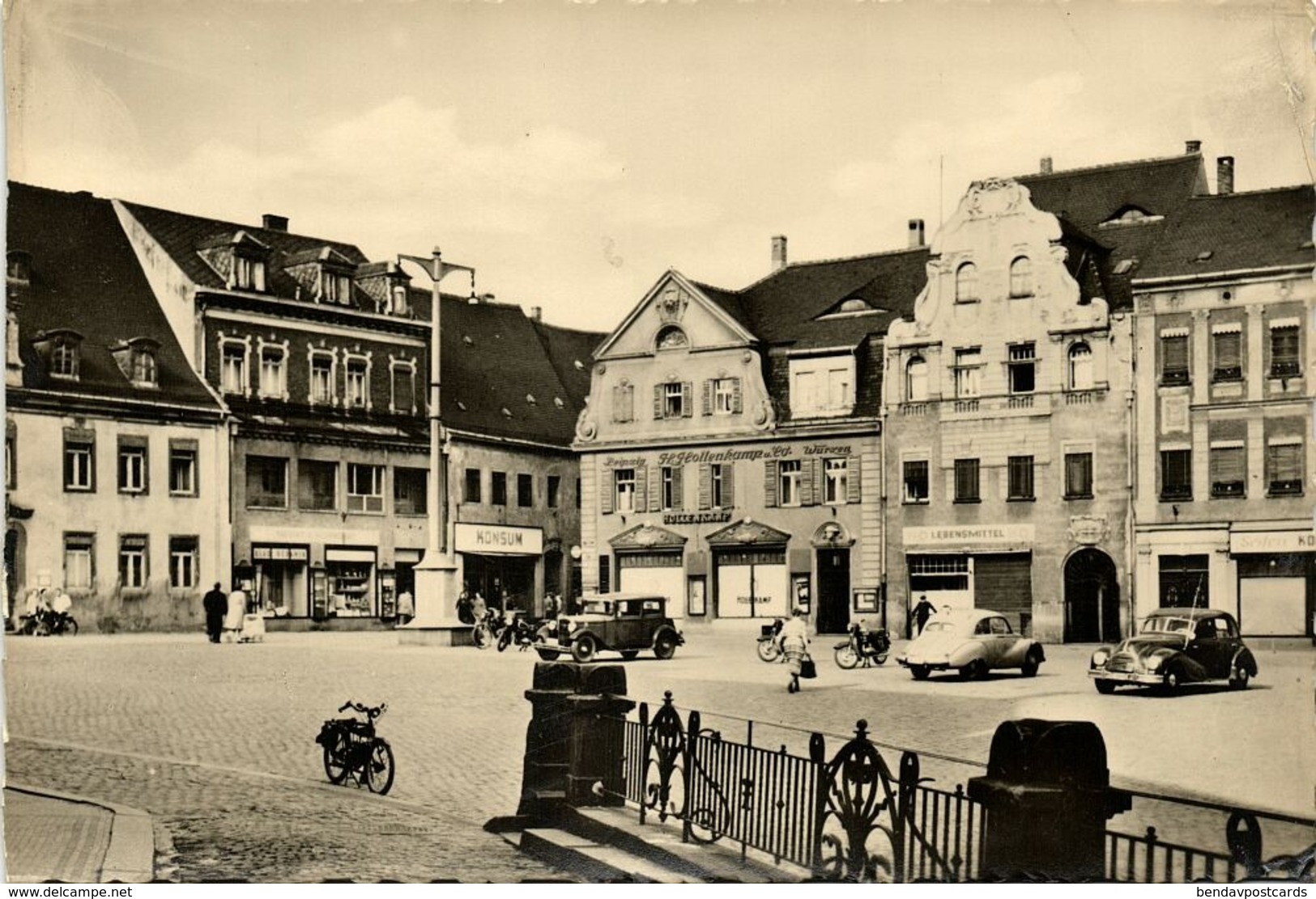 WURZEN, Blick Auf Den Platz Des DSF, Auto (1950s) Foto-AK - Wurzen