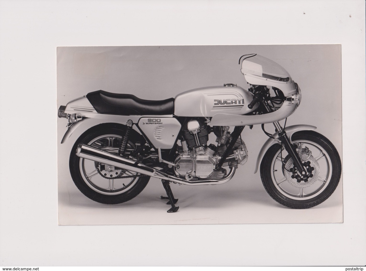 Ducati 900 Super Sport  +-23cm X 14cm  Moto MOTOCROSS MOTORCYCLE Douglas J Jackson Archive Of Motorcycles - Other & Unclassified