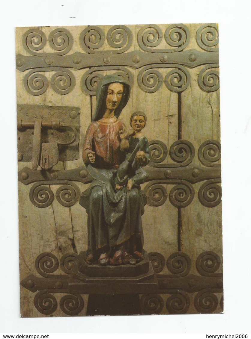 01 Ain Cuisat Notre Dame De Monfort Vierge Bois Polychrome 15e Siècle - Non Classés