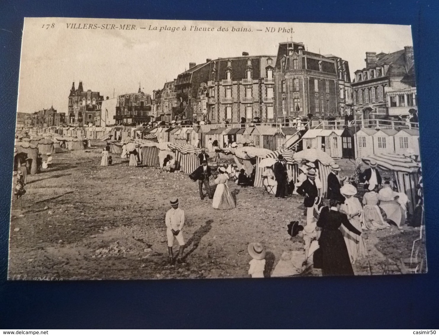 VILLERS SUR MER LA PLAGE A L'HEURE DES BAINS - Villers Sur Mer