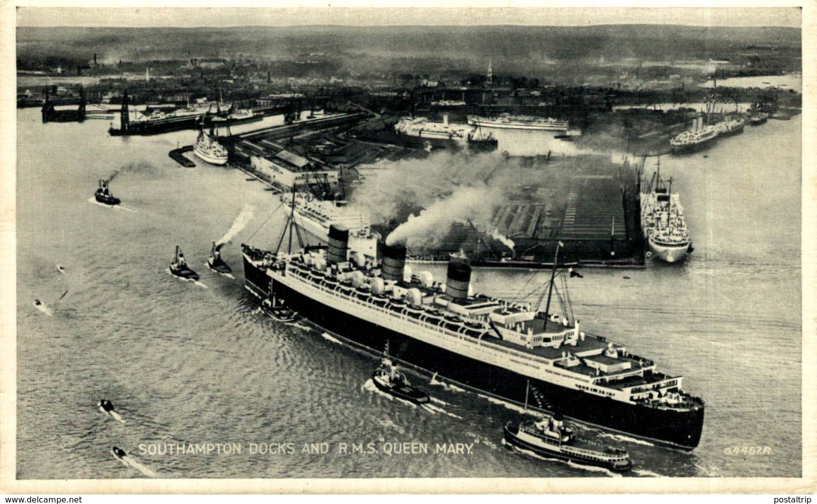 SOUTHAMPTON DOCKS AND R.M.S. QUEEN MARY Orion, Orient Line. CARGO SHIP - Paquebote