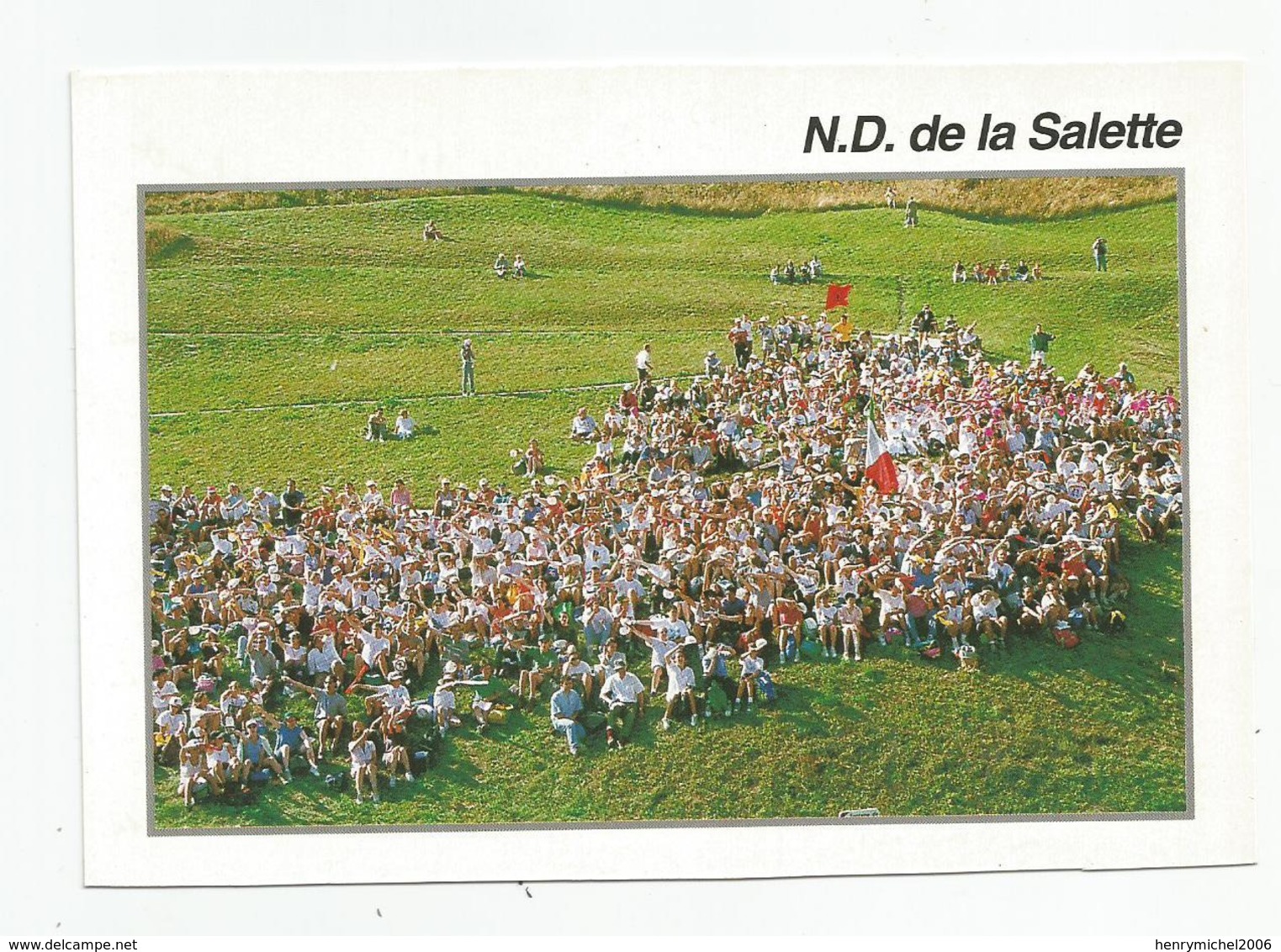 38 Isère Notre Dame De La Salette Un Rassemblement De Jeunes - La Salette