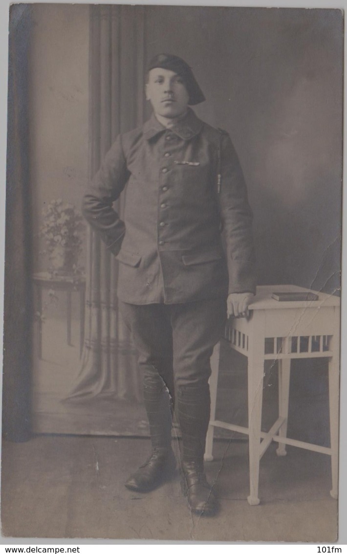 FRANCE - FRENCH SOLDIER - Uniforms