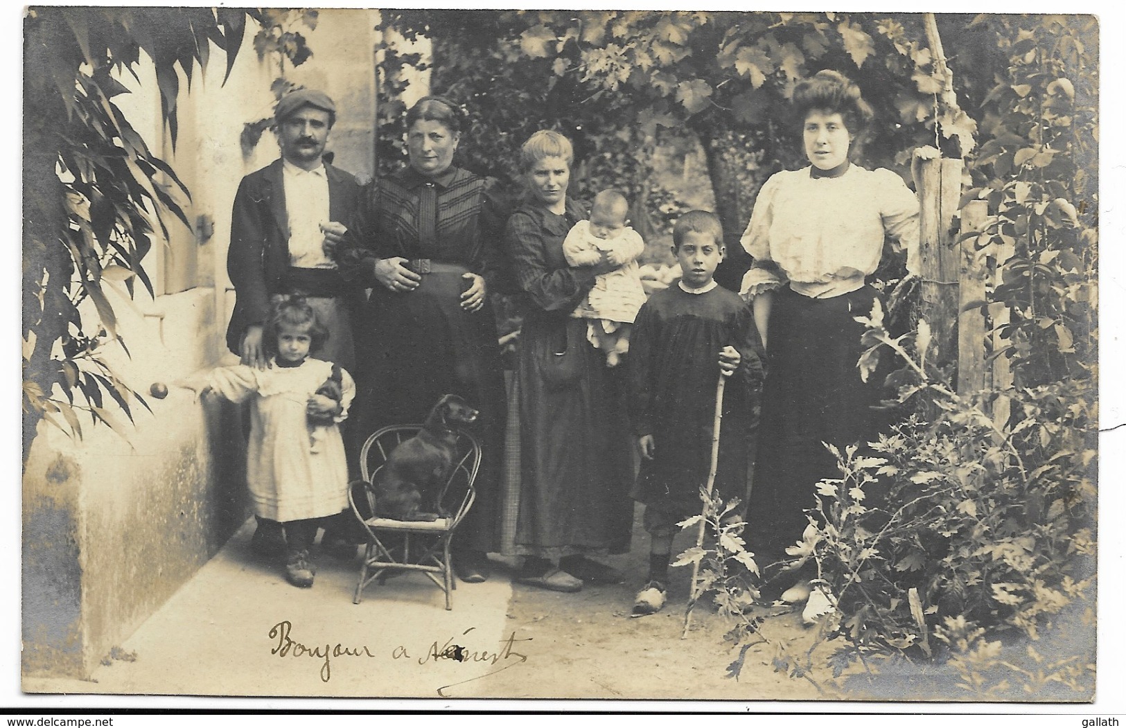 33-BOURG-SUR-GIRONDE-CARTE PHOTO-Famille Habitant Quartier Du Portier...1906  Animé - Altri & Non Classificati