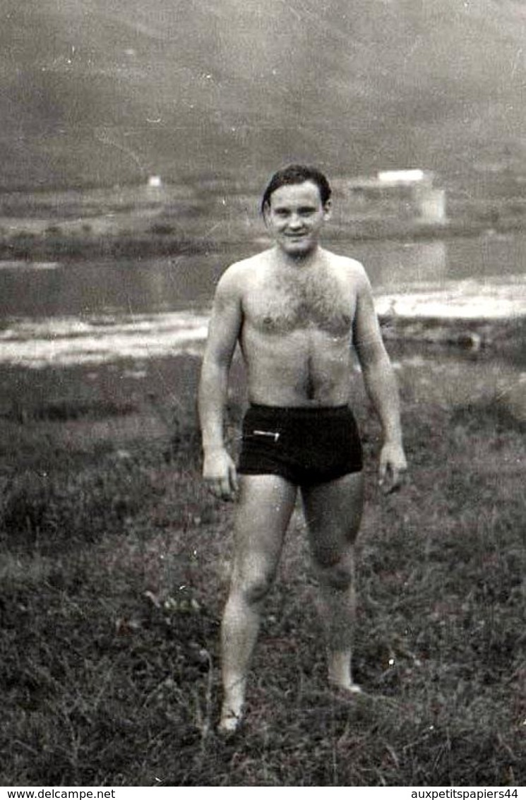 Photo Originale Gay & Playboy Sexy En Maillot De Bain En Sortie De Baignade Vers 1950/60 - Anonymous Persons