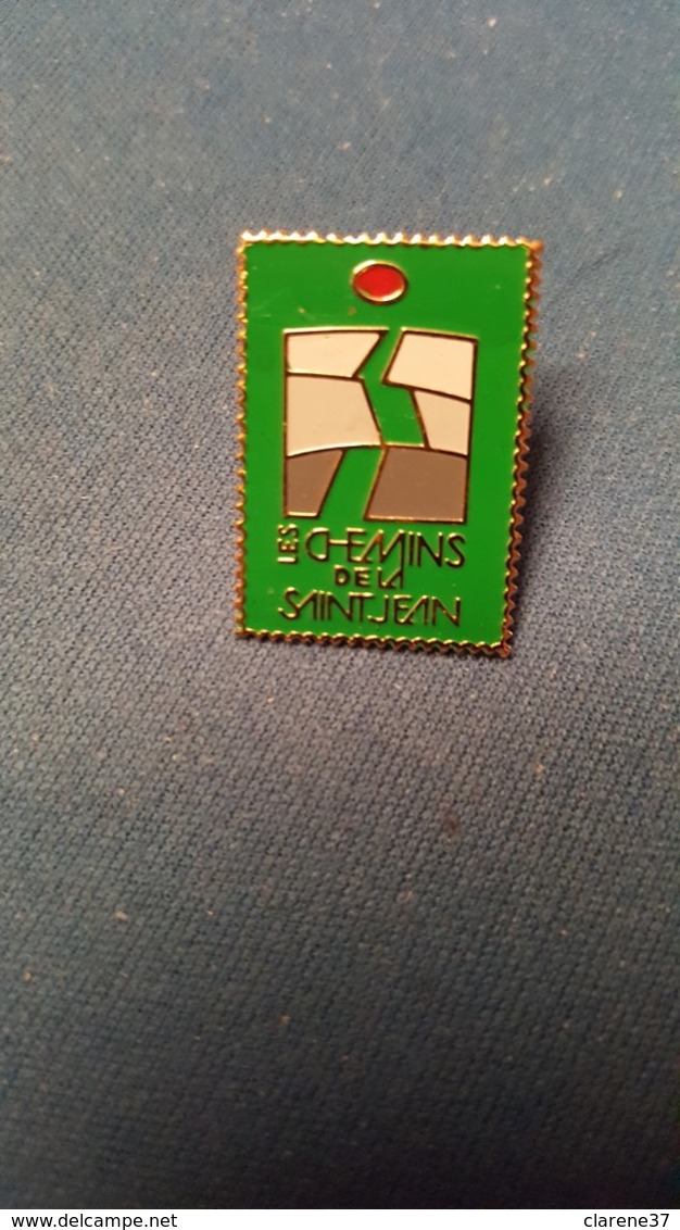 Pin's Associatons PTT Le Chemins De La SAINT JEAN - Verenigingen