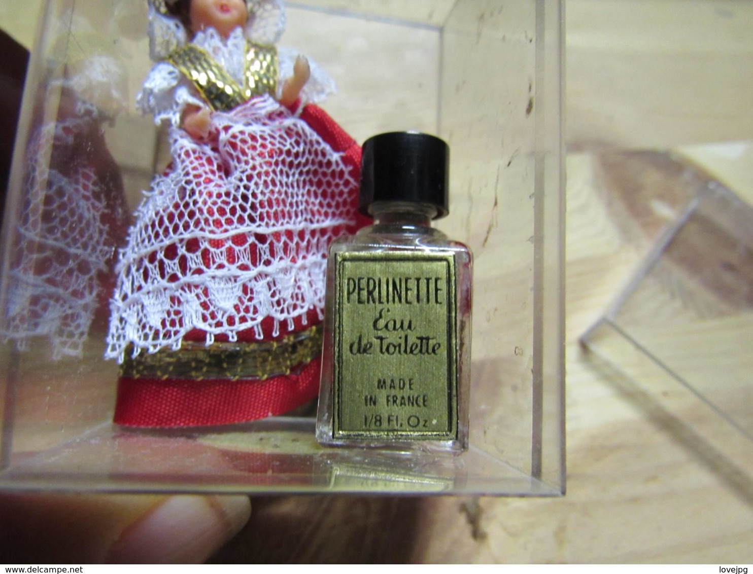 Miniature De Parfum VOLNAY PERLINETTE N° 7 (NICE) 2 Ou 3ML ?? RARE - Non Classés